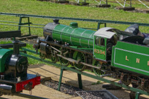 Painting 5in Gauge Raised Track and its supporting structure